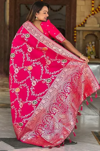 Pink ethnic motifs woven design zari kanjeevaram saree