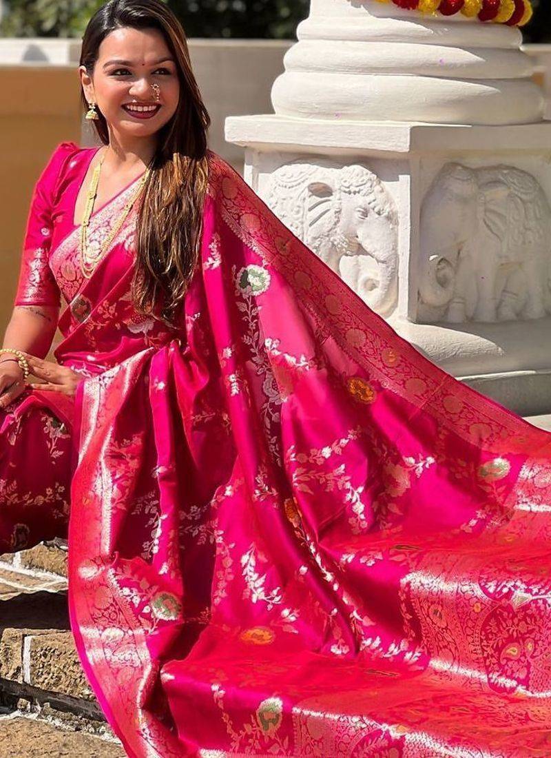 Pink ethnic motifs woven design zari kanjeevaram saree