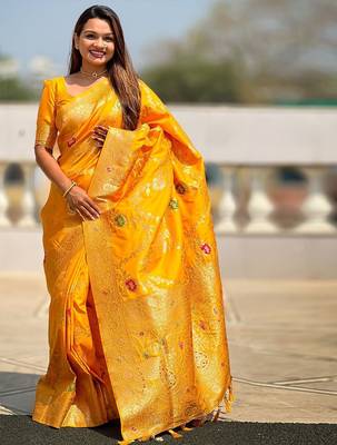 Yellow ethnic motifs printed zari kanjeevaram saree 3