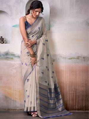 Off white floral zari silk cotton handloom saree 2