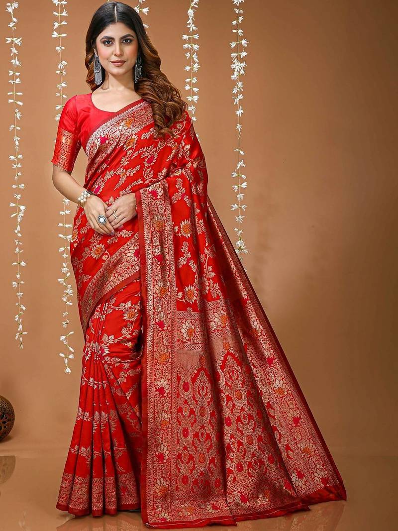 Red woven design zari silk blend heavy work kanjeevaram saree