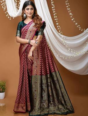 Maroon woven design zari silk blend handloom kanjeevaram saree 2