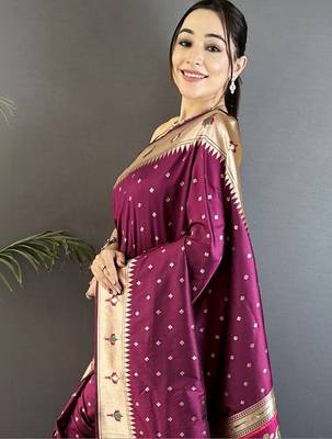 Burgundy zari silk blend designer kanjeevaram saree 4