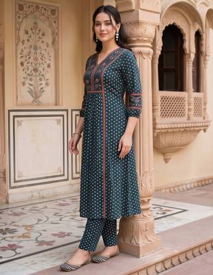 Teal printed cotton kurta trouser set 4