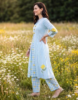 Blue printed cotton kurta trouser set 4