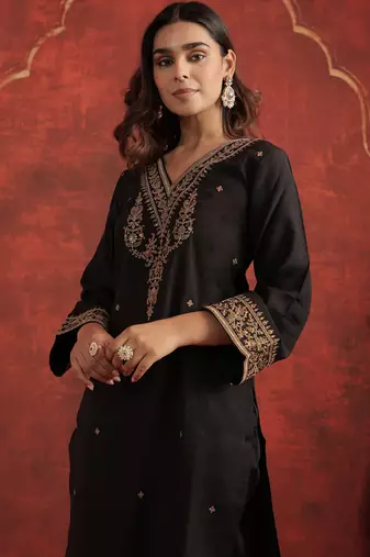 Black embroidered liva kurta trouser set