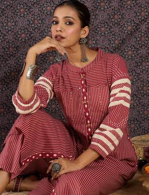 Red printed cotton kurta trouser set 1