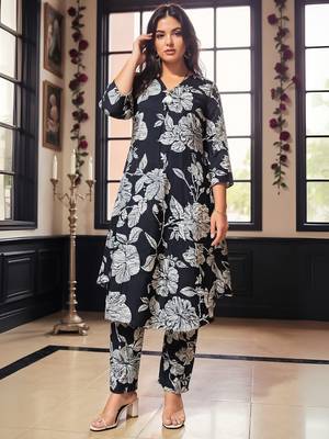 Black printed cotton kurta trouser set 4