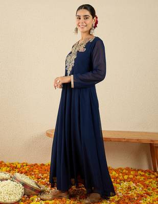 Blue embroidered georgette kurta trouser set 3
