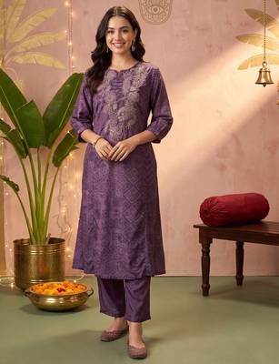 Burgundy printed silk kurta trouser set 2