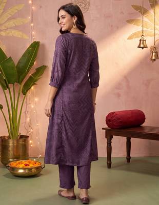 Burgundy printed silk kurta trouser set 3