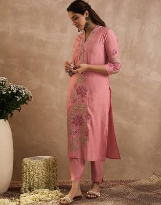 Pink embroidered silk kurta trouser set 3