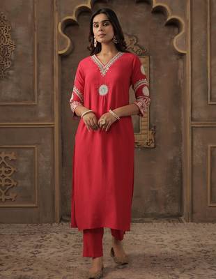 Pink embroidered silk kurta trouser set 4