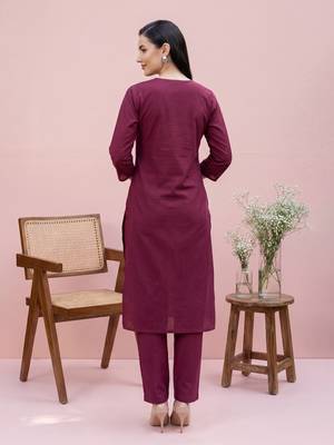 Burgundy printed cotton kurta trouser set 3
