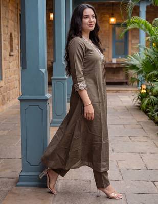 Brown printed silk kurta trouser set 4