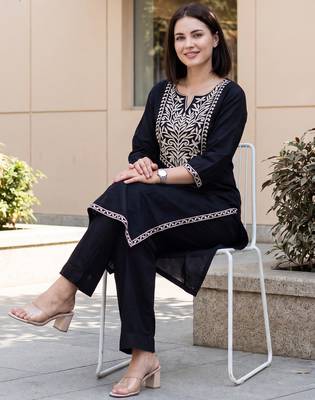 Black printed cotton kurta trouser set 1