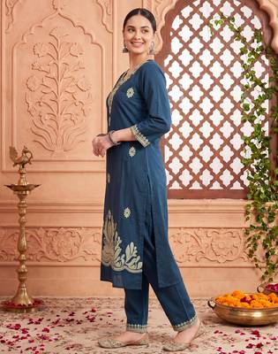 Navy blue printed cotton kurta trouser set 4