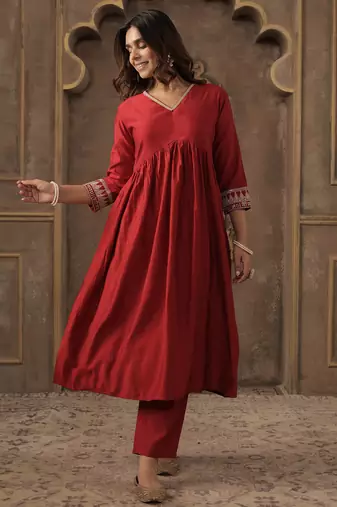 Red printed liva kurta trouser set