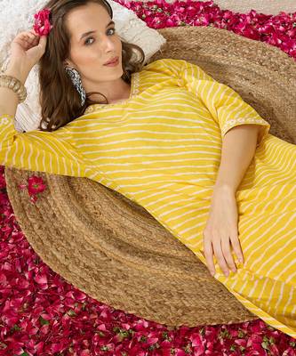 Yellow printed cotton kurta trouser set 2