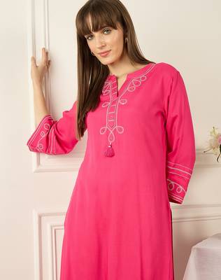 Pink embroidered viscose rayon kurta trouser set 2