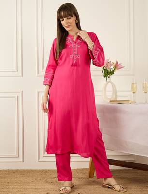 Pink embroidered viscose rayon kurta trouser set 4
