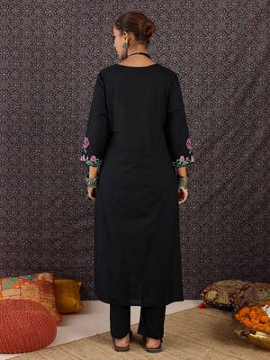 Black embroidered cotton kurta trouser set 3