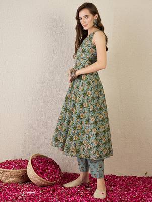 Sea green printed cotton kurta trouser set 3