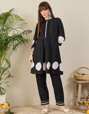 Black printed cotton kurta trouser set 4