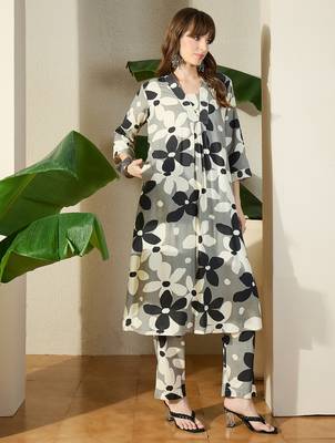 Grey printed viscose rayon kurta trouser set 3