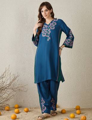 Teal embroidered viscose rayon kurta trouser set 4