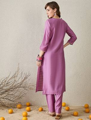 Lavender embroidered cotton kurta trouser set 2