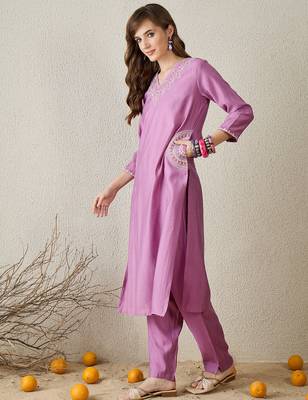 Lavender embroidered cotton kurta trouser set 3