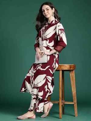 Maroon printed viscose rayon kurta trouser set 4