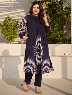 Blue printed cotton kurta trouser set 3