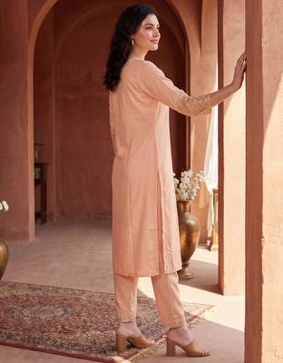 Peach embroidered viscose rayon kurta trouser set 4