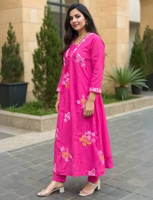 Pink embroidered cotton kurta trouser set 3