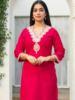 Red embroidered liva kurta trouser set 2