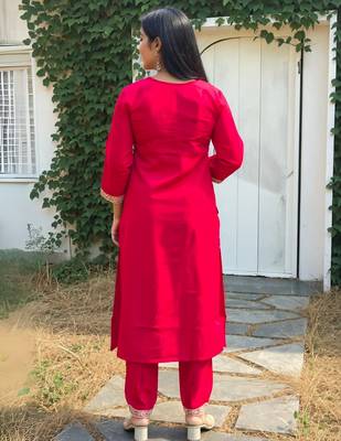 Red embroidered liva kurta trouser set 3