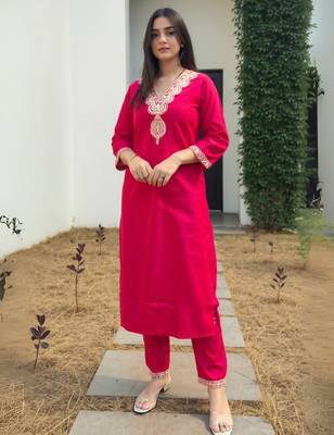 Red embroidered liva kurta trouser set 1