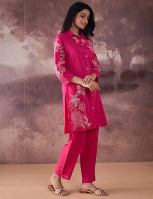 Pink printed cotton kurta trouser set 3