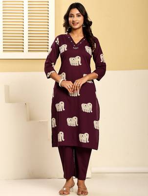 Purple embroidered cotton kurta trouser set 1