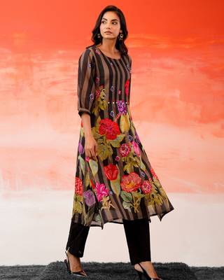 Black printed cotton kurta trouser set 3