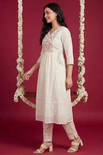 Off white embroidered cotton kurta trouser set