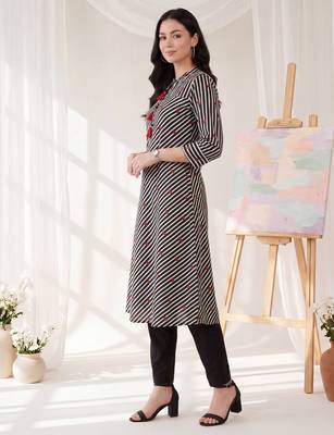 Black printed cotton kurta trouser set 4