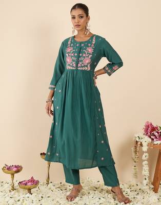 Sea green embroidered silk kurta trouser set 4
