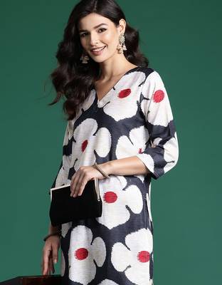 Black printed cotton kurta trouser set 1
