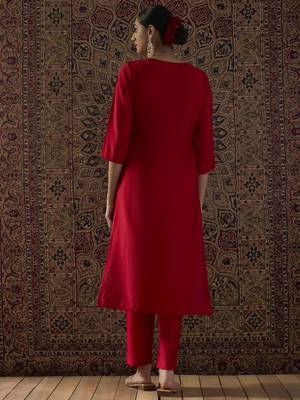Red embroidered silk kurta trouser set 2