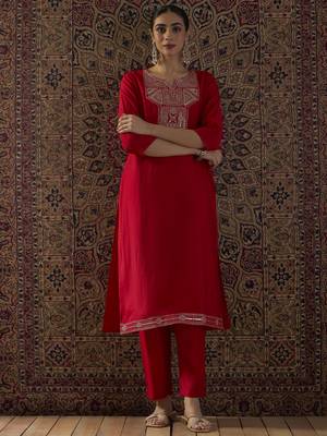 Red embroidered silk kurta trouser set 4