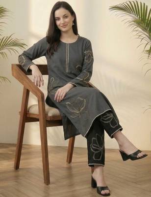 Grey embroidered viscose rayon kurta trouser set 1