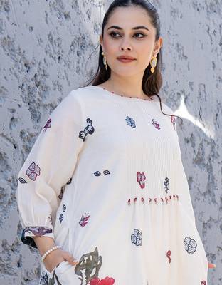 Off white printed cotton kurta trouser set 1